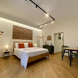 galatola-suite.catania-hotels.net/